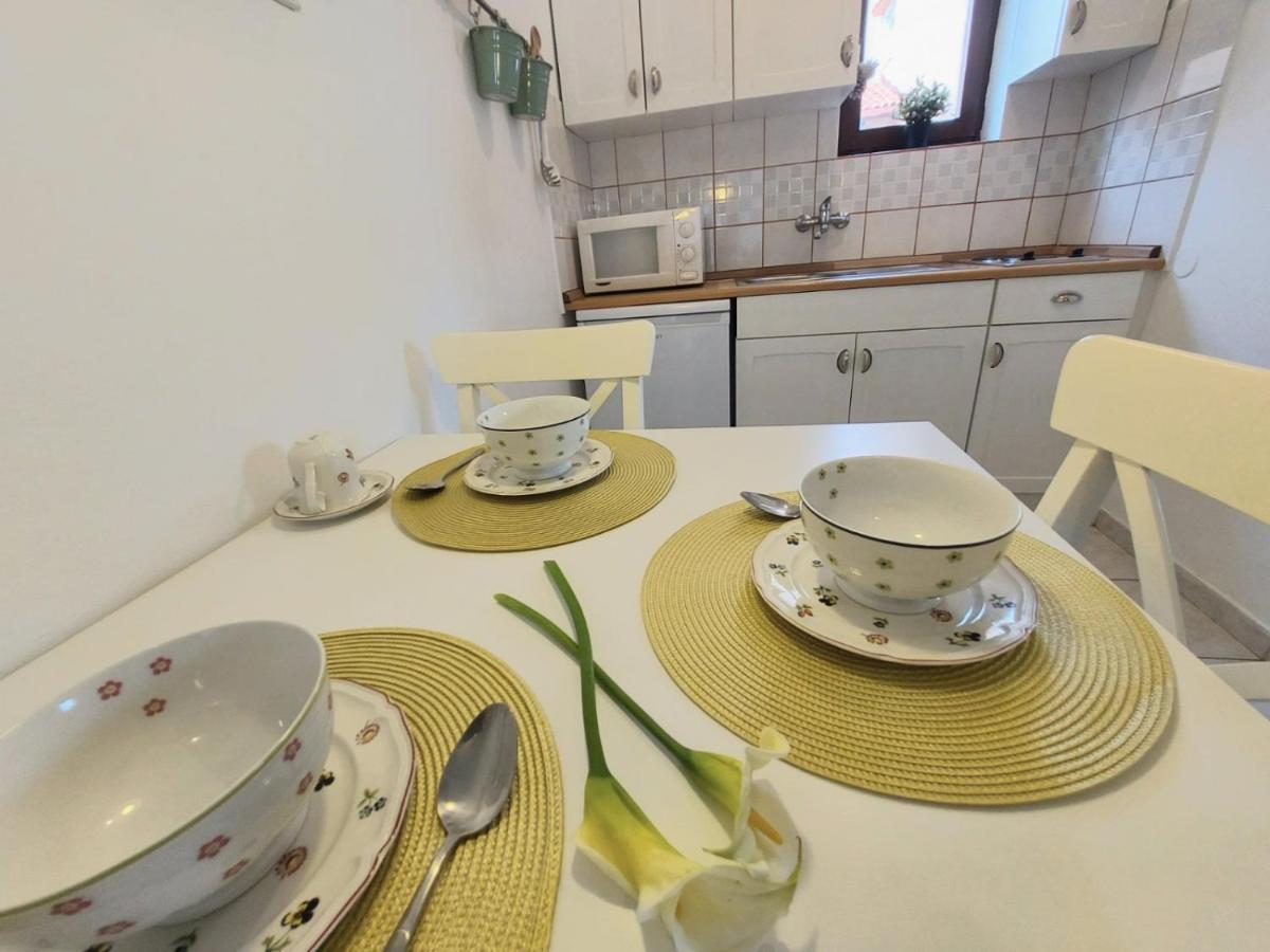 Apartmani Seaview Ljubač Zewnętrze zdjęcie