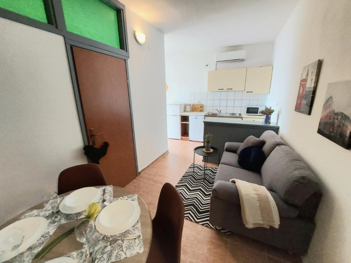 Apartmani Seaview Ljubač Zewnętrze zdjęcie