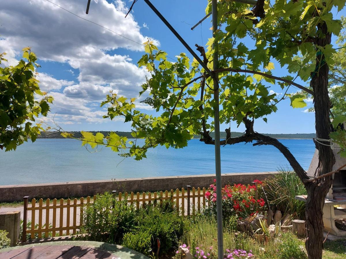 Apartmani Seaview Ljubač Zewnętrze zdjęcie